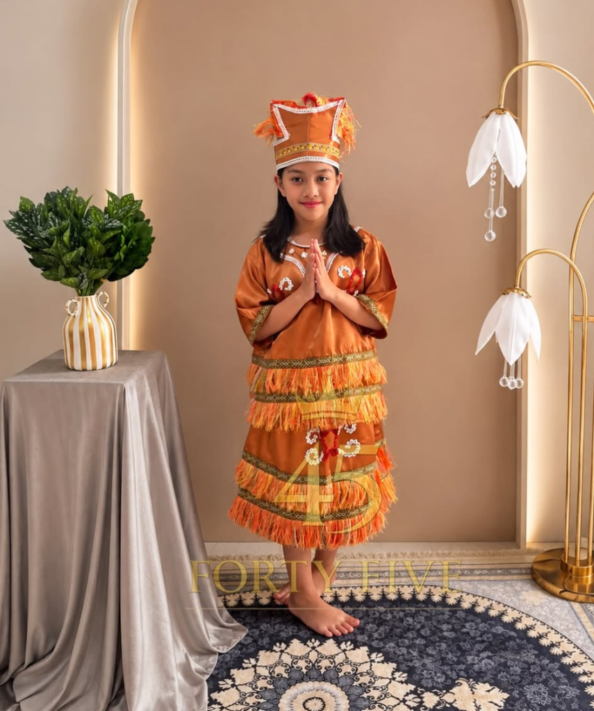 Baju Adat Dayak Anak Perempuan Tipe A Ukuran S
